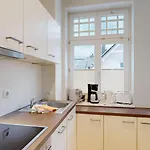 Direkt Am Mit Meerblick, Sirene, Binz