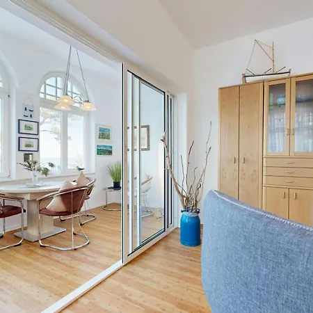 Fewo Direkt Am Strand Mit Meerblick, Villa Sirene, Binz Daire *