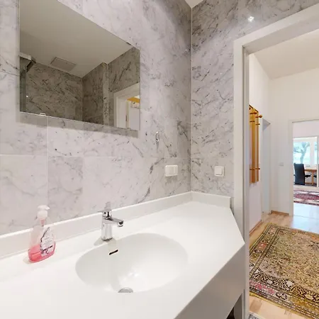 Lägenhet Fewo Direkt Am Strand Mit Meerblick, Villa Sirene, Binz *