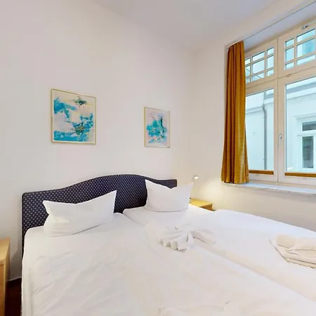 Fewo Direkt Am Strand Mit Meerblick, Villa Sirene, Binz * Binz