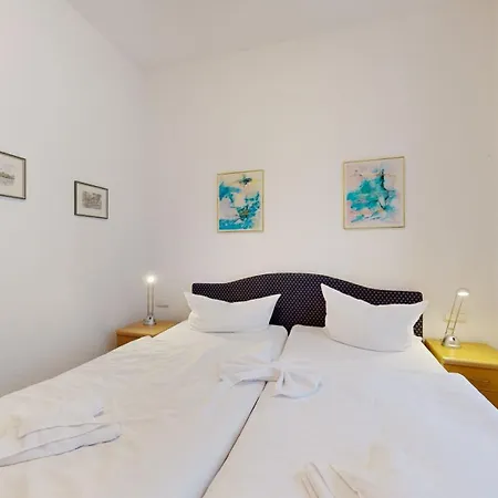 Daire Fewo Direkt Am Strand Mit Meerblick, Villa Sirene, Binz