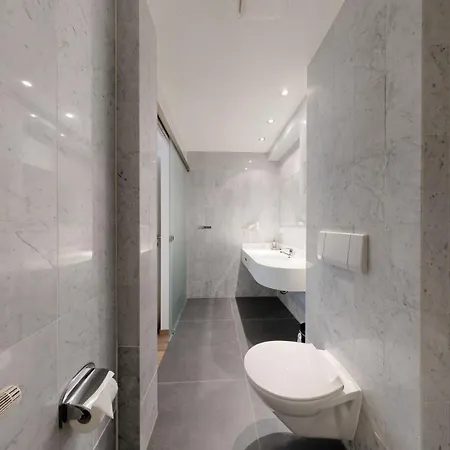 Daire Fewo Direkt Am Strand Mit Meerblick, Villa Sirene, Binz *