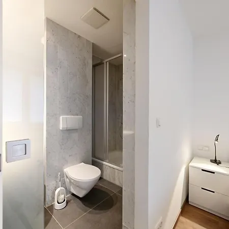 Daire Fewo Direkt Am Strand Mit Meerblick, Villa Sirene, Binz