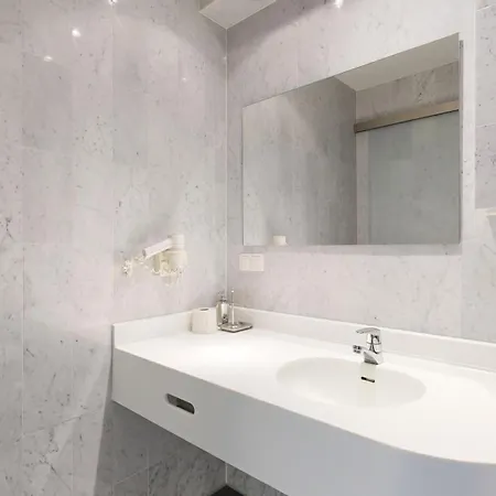 Lägenhet Fewo Direkt Am Strand Mit Meerblick, Villa Sirene, Binz Binz