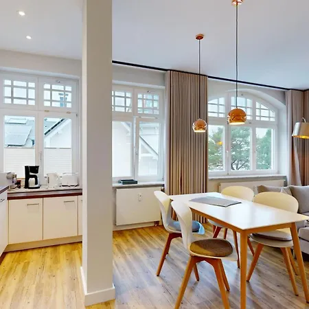 Fewo Direkt Am Strand Mit Meerblick, Villa Sirene, Binz *