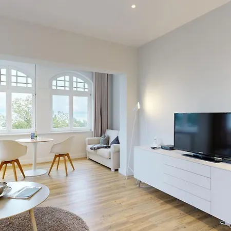 Fewo Direkt Am Strand Mit Meerblick, Villa Sirene, Binz *