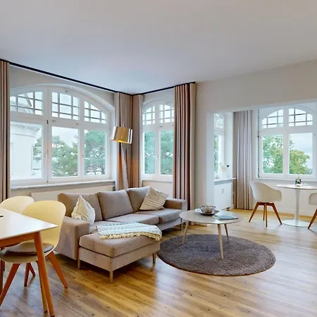 Daire Fewo Direkt Am Strand Mit Meerblick, Villa Sirene, Binz *