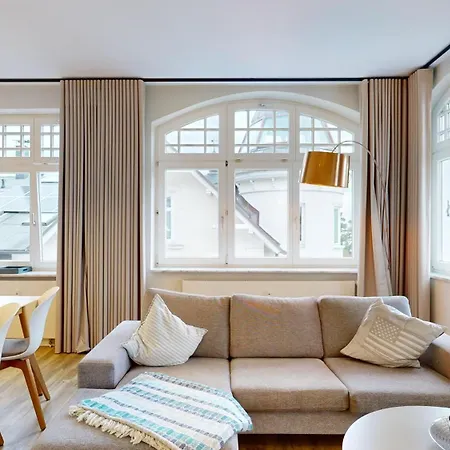 Appartamento Direkt Am Mit Meerblick, Sirene, Binz