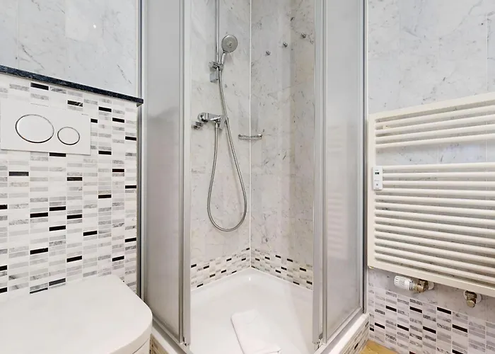 Fewo Direkt Am Strand Mit Meerblick, Villa Sirene, Binz 아파트