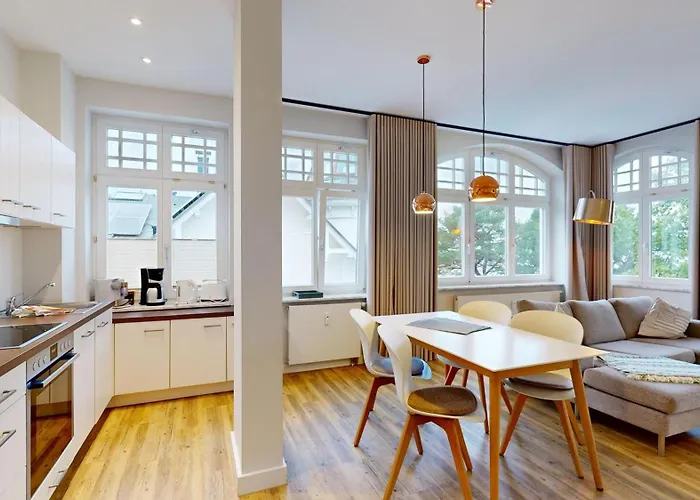 아파트 Fewo Direkt Am Strand Mit Meerblick, Villa Sirene, Binz *